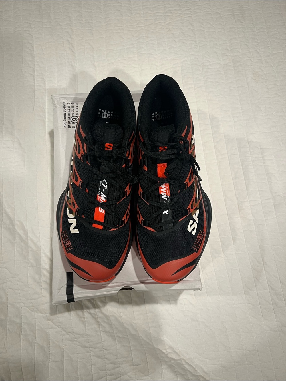 Salomon XT-MM-6
MM6 Maison Margiela Black Cherry Tomato
Size: US Men 9
Brand New